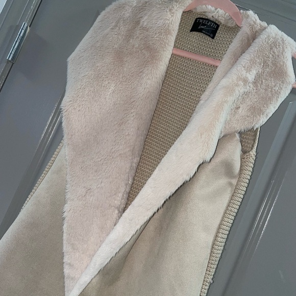 Twelth Love Suede Faux Fur Open Front Vest Sweater Size: M in Cream beige NW - Picture 10 of 10